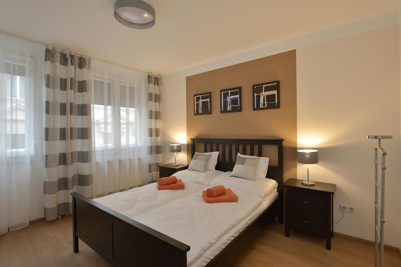 Deak Apartment Budapeste Exterior foto